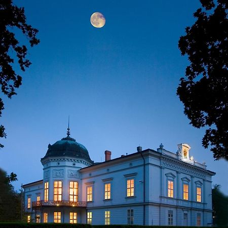 Park Hotel Tartuf Beladice Exteriör bild