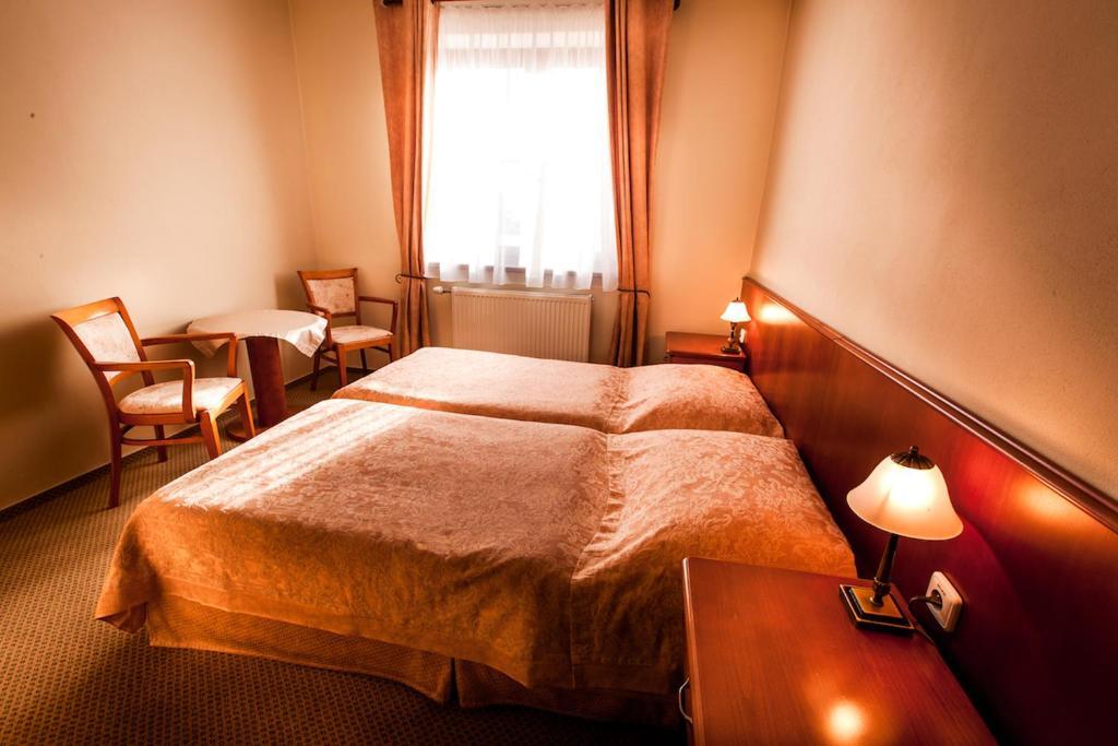 Park Hotel Tartuf Beladice Rum bild