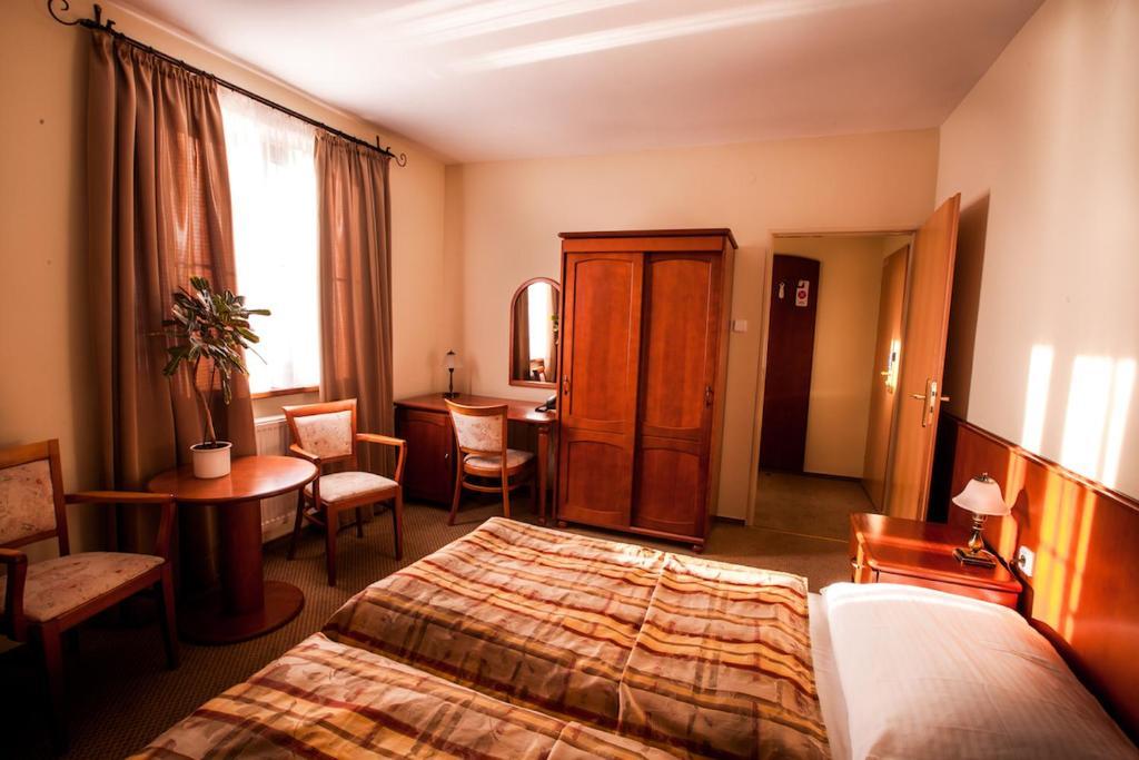 Park Hotel Tartuf Beladice Rum bild
